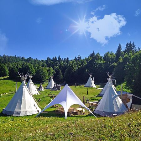 La Féclaz Village Tipi מראה חיצוני תמונה